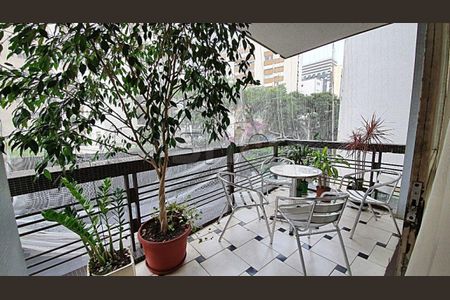 Apartamento à venda com 4 quartos, 260m² em Santa Cecilia, São Paulo