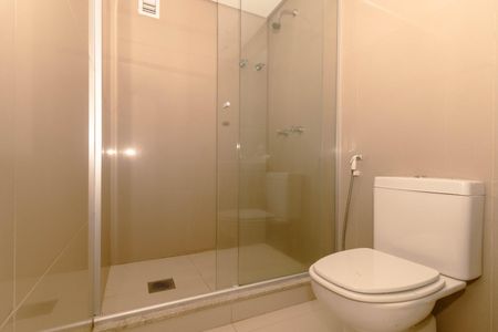 Banheiro de apartamento para alugar com 1 quarto, 45m² em Petrópolis, Porto Alegre