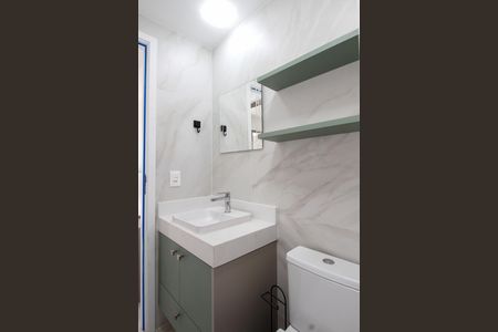 Banheiro de apartamento para alugar com 1 quarto, 30m² em Jardim Paulista, São Paulo