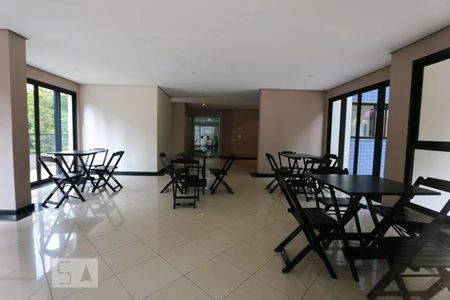Apartamento para alugar com 126m², 4 quartos e 3 vagas Apartamento para alugar com 126m², 4 quartos e 3 vagasÁrea comum - Salão de festas