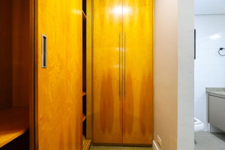 Apartamento para alugar com 126m², 4 quartos e 3 vagas Apartamento para alugar com 126m², 4 quartos e 3 vagasSuíte