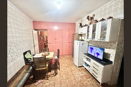 Casa para alugar com 120m², 2 quartos e 1 vaga Casa para alugar com 120m², 2 quartos e 1 vagaCozinha