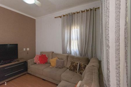 Casa à venda com 128m², 2 quartos e 4 vagas Casa à venda com 128m², 2 quartos e 4 vagasSala