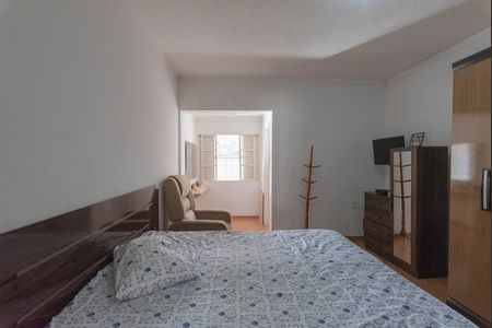 Casa à venda com 128m², 2 quartos e 4 vagas Casa à venda com 128m², 2 quartos e 4 vagasSuíte