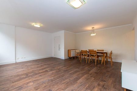 Apartamento à venda com 130m², 3 quartos e 2 vagas