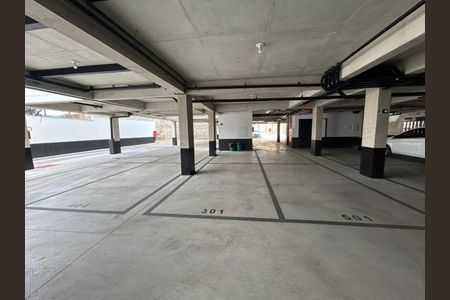 Apartamento à venda com 2 quartos, 61m² em Jardim Industrial, Contagem