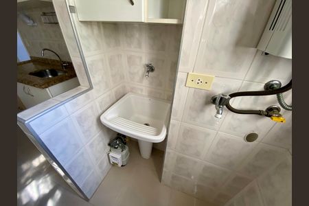 Apartamento para alugar com 54m², 2 quartos e 1 vagaÁrea de Serviço