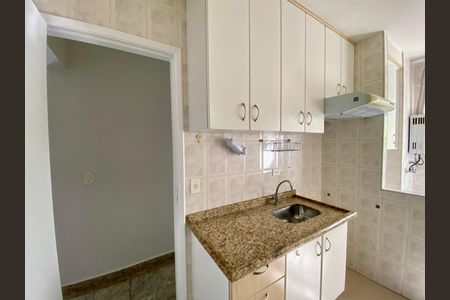 Cozinha de apartamento para alugar com 2 quartos, 54m² em Macedo, Guarulhos