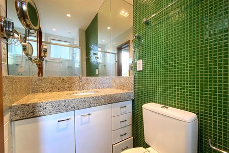 Apartamento para alugar com 95m², 3 quartos e 2 vagas Apartamento para alugar com 95m², 3 quartos e 2 vagasBanheiro da Suíte 1