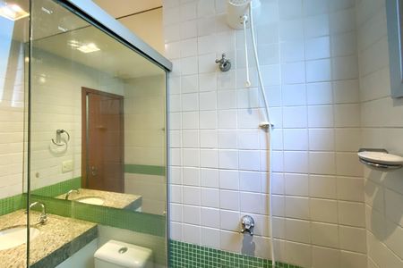 Apartamento para alugar com 95m², 3 quartos e 2 vagas Apartamento para alugar com 95m², 3 quartos e 2 vagasBanheiro