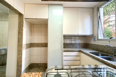 Apartamento para alugar com 95m², 3 quartos e 2 vagas Apartamento para alugar com 95m², 3 quartos e 2 vagasCozinha