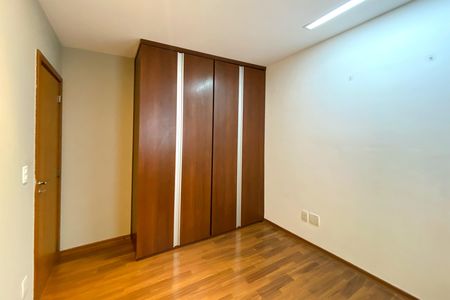 Apartamento para alugar com 95m², 3 quartos e 2 vagas Apartamento para alugar com 95m², 3 quartos e 2 vagasQuarto 3