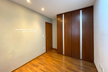 Apartamento para alugar com 95m², 3 quartos e 2 vagas Apartamento para alugar com 95m², 3 quartos e 2 vagasQuarto 3