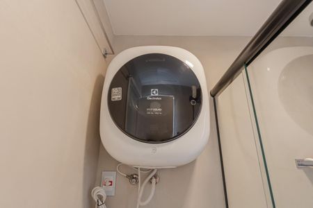 Banheiro de kitnet/studio à venda com 1 quarto, 36m² em Moema, São Paulo
