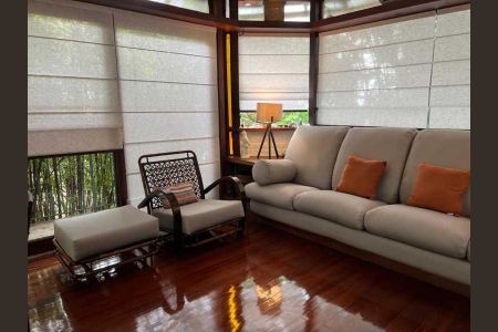 Casa de condomínio à venda com 500m², 3 quartos e 2 vagas
