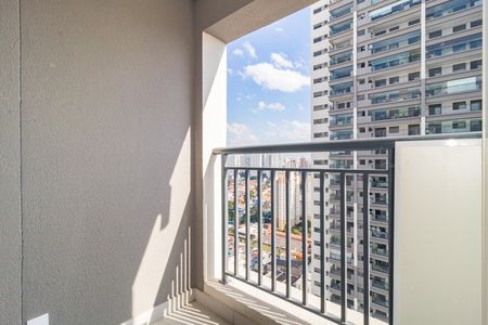Apartamento à venda com 50m², 2 quartos e sem vaga Apartamento à venda com 50m², 2 quartos e sem vagaVaranda