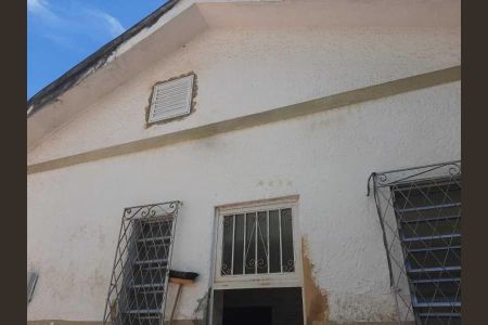 Casa à venda com 240m², 3 quartos e 1 vaga