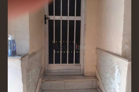 Casa à venda com 240m², 3 quartos e 1 vaga