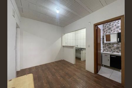 Casa para alugar com 70m², 2 quartos e 1 vaga Casa para alugar com 70m², 2 quartos e 1 vagaSala