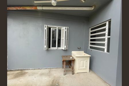 Área de serviço de casa para alugar com 2 quartos, 70m² em Boa Vista, São Leopoldo