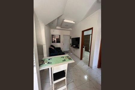 Casa de condomínio para alugar com 65m², 2 quartos e 1 vaga Casa de condomínio para alugar com 65m², 2 quartos e 1 vagaSala