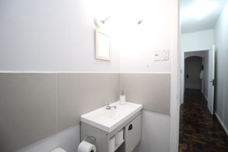 Apartamento à venda com 75m², 2 quartos e sem vagaBanheiro