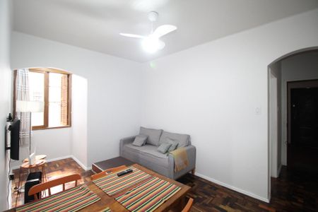 Apartamento à venda com 75m², 2 quartos e sem vagaSala
