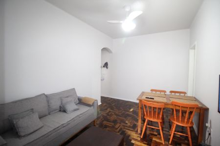 Apartamento à venda com 75m², 2 quartos e sem vagaSala