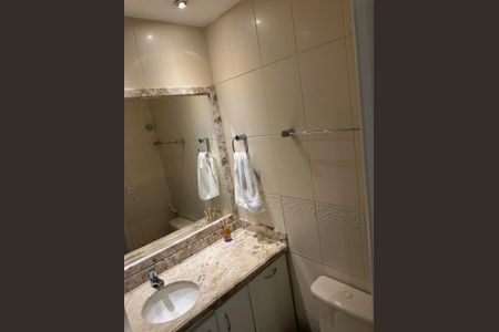 Banheiro de apartamento à venda com 2 quartos, 60m² em Setor Bela Vista, Goiânia