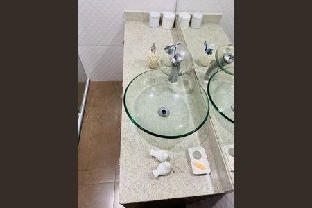 Apartamento à venda com 100m², 2 quartos e sem vaga