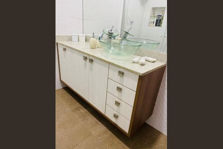 Apartamento à venda com 100m², 2 quartos e sem vaga