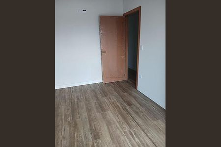Casa à venda com 3 quartos, 105m² em Jardim das Flores, Osasco