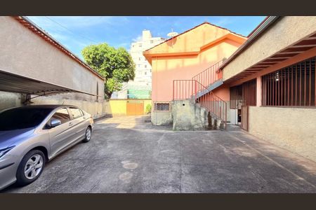 Casa à venda com 4 quartos, 187m² em Floresta, Belo Horizonte