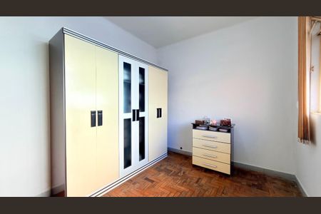 Casa à venda com 4 quartos, 187m² em Floresta, Belo Horizonte