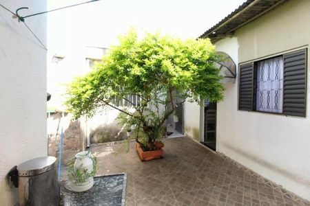 Casa à venda com 6 quartos, 232m² em Jardim Las Vegas, Santo André