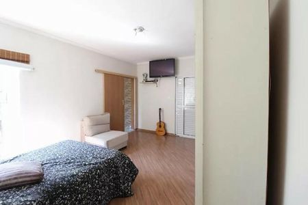 Casa à venda com 6 quartos, 232m² em Jardim Las Vegas, Santo André