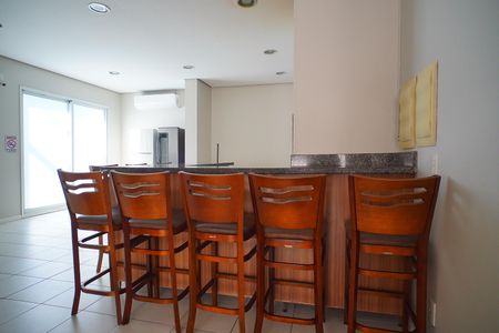 Apartamento à venda com 70m², 3 quartos e 1 vaga Apartamento à venda com 70m², 3 quartos e 1 vagaÁrea comum - Salão de festas