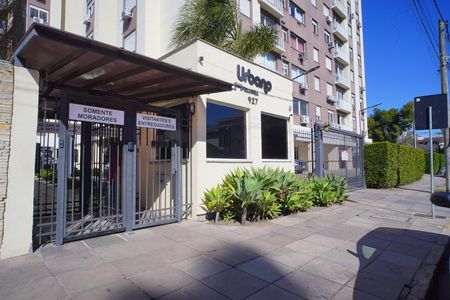 Fachada de apartamento à venda com 3 quartos, 70m² em Partenon, Porto Alegre