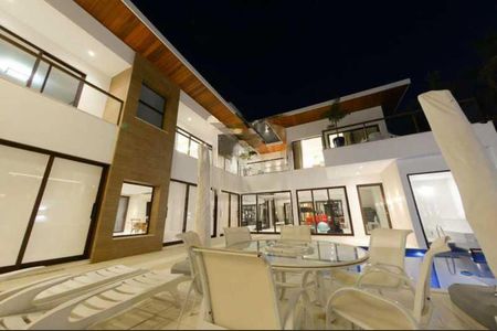 Casa de Condomínio à venda com 5 quartos, 906m² em Barra da Tijuca, Rio de Janeiro