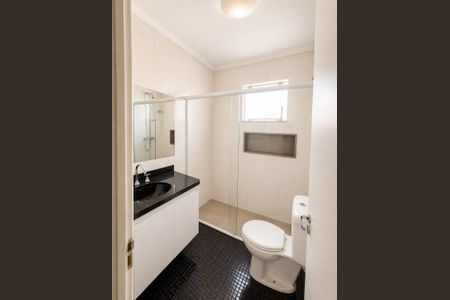 Banheiro de casa de condomínio à venda com 4 quartos, 240m² em Parque Jabaquara, São Paulo