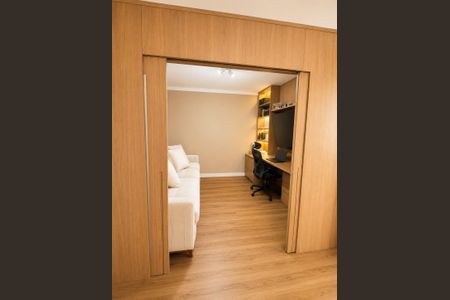 Quarto de casa de condomínio para alugar com 4 quartos, 240m² em Parque Jabaquara, São Paulo