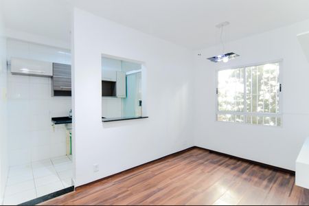 Apartamento para alugar com 47m², 2 quartos e sem vagaSala