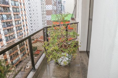 Apartamento para alugar com 178m², 3 quartos e 2 vagas Apartamento para alugar com 178m², 3 quartos e 2 vagasSacada