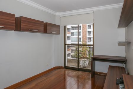 Apartamento para alugar com 178m², 3 quartos e 2 vagas Apartamento para alugar com 178m², 3 quartos e 2 vagasSala de TV