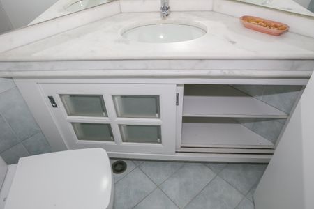 Apartamento para alugar com 178m², 3 quartos e 2 vagas Apartamento para alugar com 178m², 3 quartos e 2 vagasLavabo