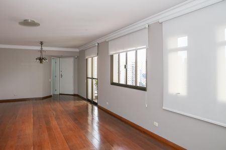 Apartamento para alugar com 178m², 3 quartos e 2 vagas Apartamento para alugar com 178m², 3 quartos e 2 vagasSala