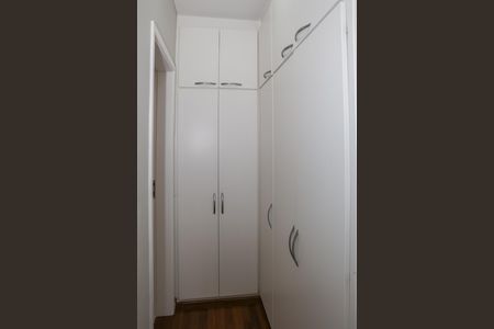 Apartamento para alugar com 178m², 3 quartos e 2 vagas Apartamento para alugar com 178m², 3 quartos e 2 vagasSuíte