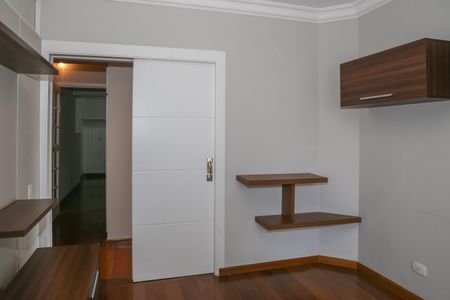 Sala de TV de apartamento para alugar com 3 quartos, 178m² em Pompeia, São Paulo