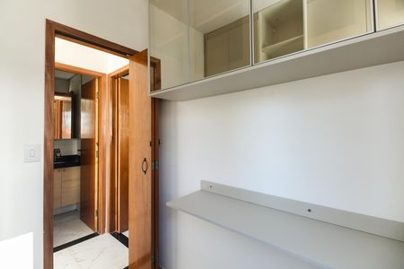 Quarto 2 de apartamento para alugar com 2 quartos, 42m² em Chácara Santo Antônio (zona Leste), São Paulo
