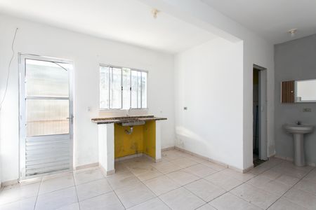 Cozinha de casa para alugar com 1 quarto, 48m² em Jardim Miriam, São Paulo